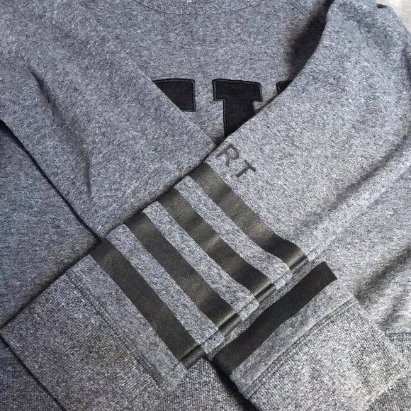 Tommy Hilfiger long sleeve shirt. - Picture 2 of 3